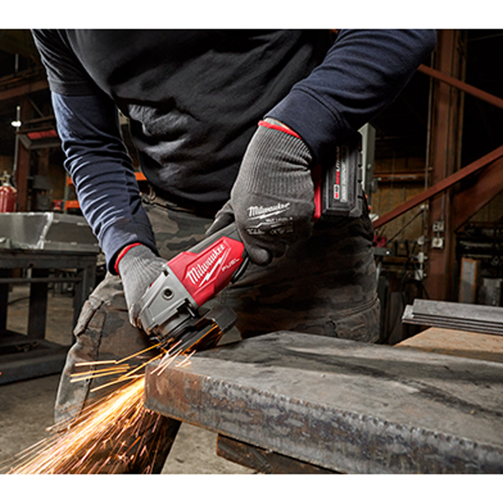 ENSEMBLE MEULEUSE 4-1/2'' / 5'' M18 FUEL AVEC INTERRUPTEUR À PALETTE