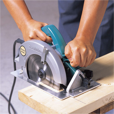 SCIE CIRCUILAIRE 7-1/4''  15A 5800RPM