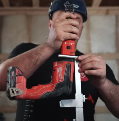 SUPPORT UNIVERSEL POUR VISSEUSE À GYPSE