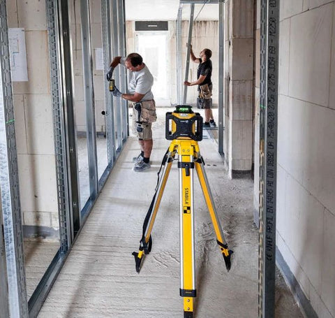 ENSEMBLE LASER ROTATIF VERT 1800' HORIZONTALE ET VERTICAL